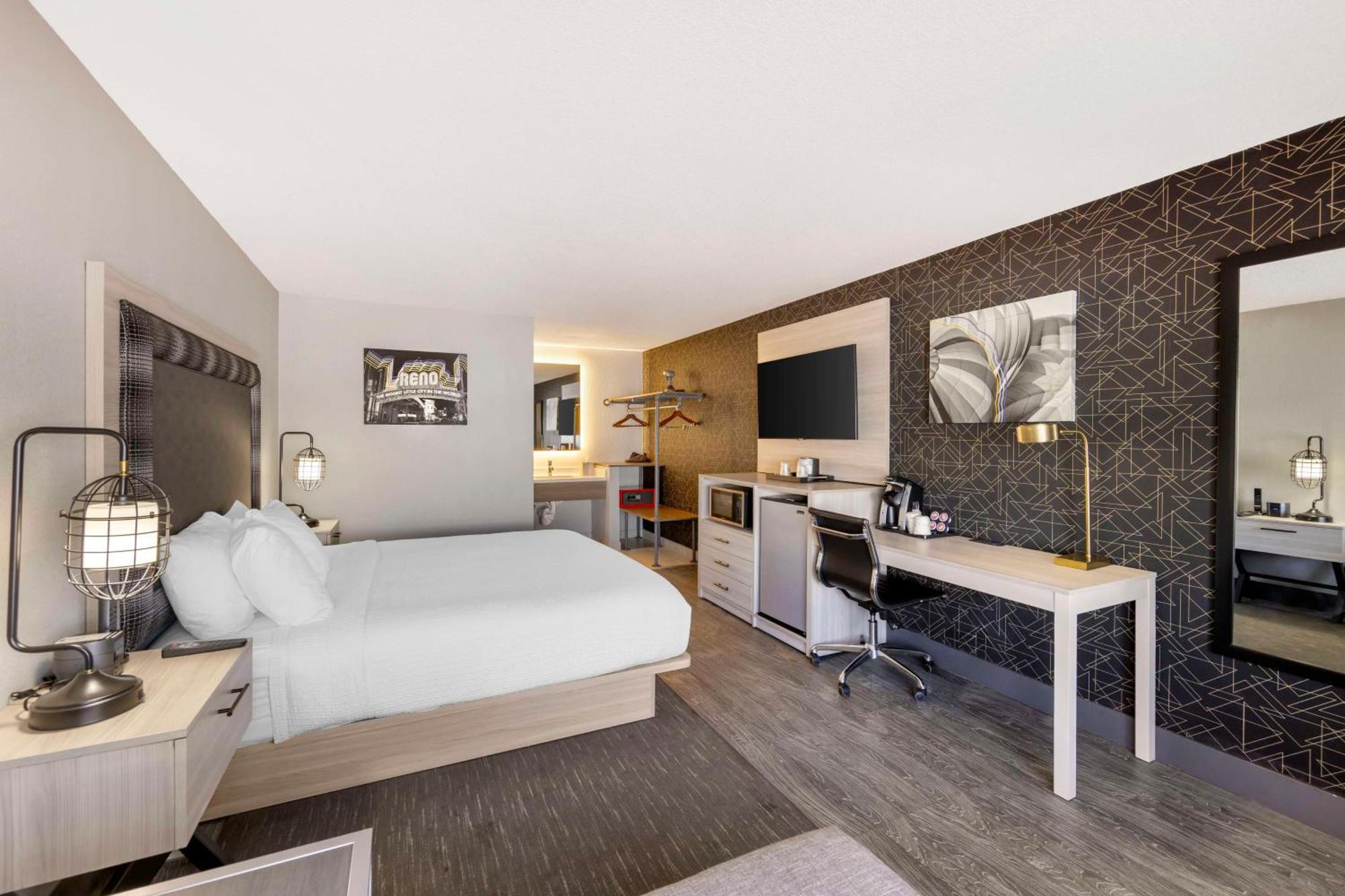 Aiden By Best Western South Reno Exterior photo