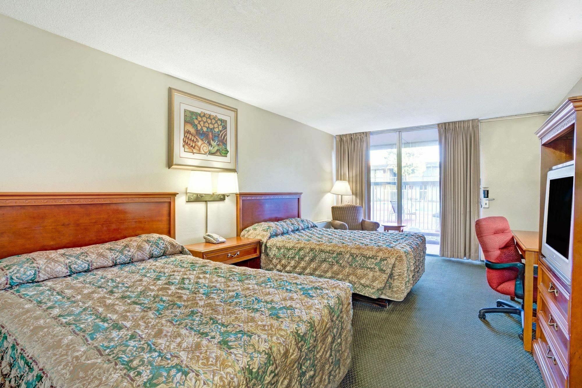 Aiden By Best Western South Reno Exterior photo